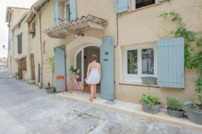 LA SUITE D’AMOUR Cucuron : une maison de village.